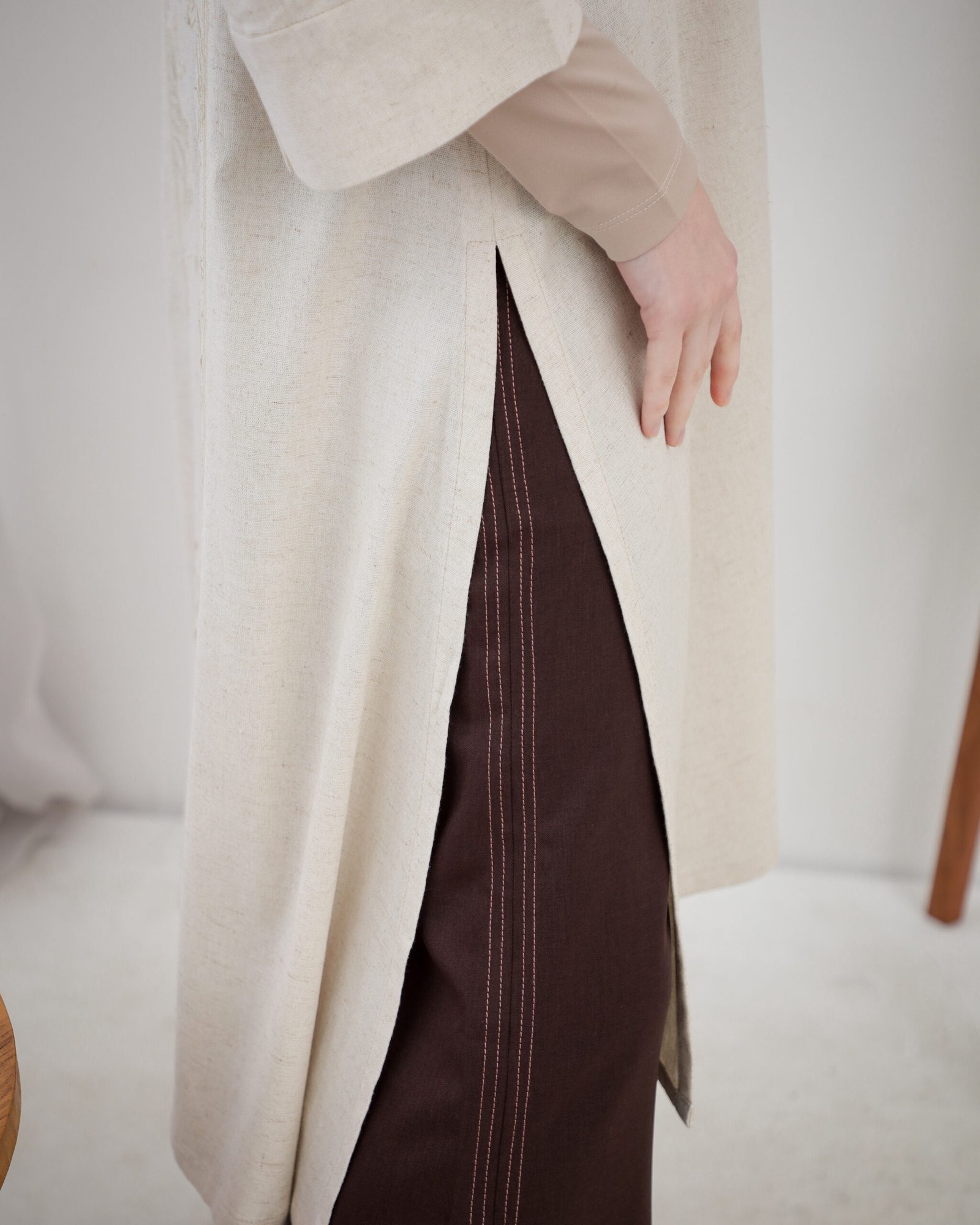 Ivory Verves Tunic - Gambar 8