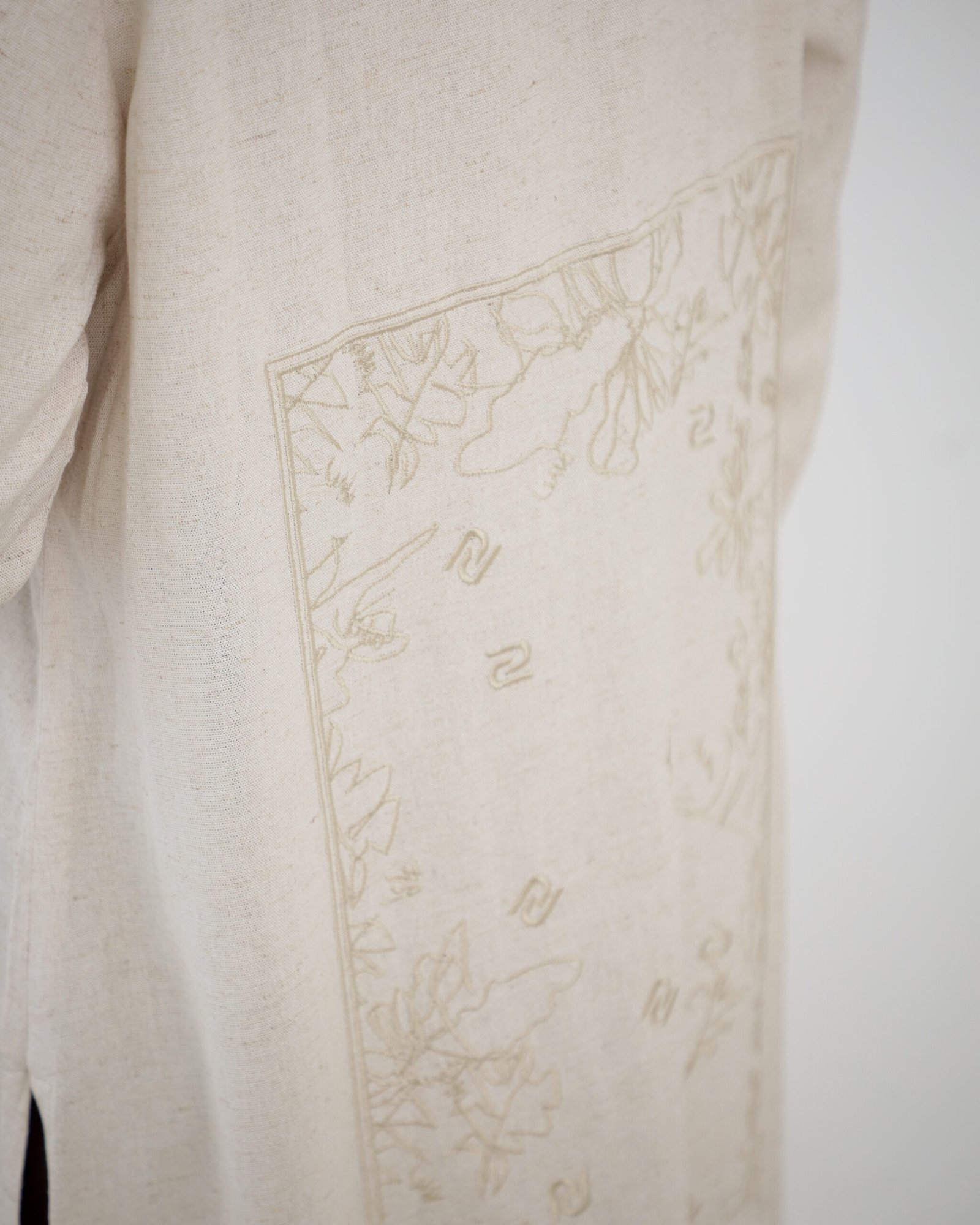 Ivory Verves Tunic - Gambar 6