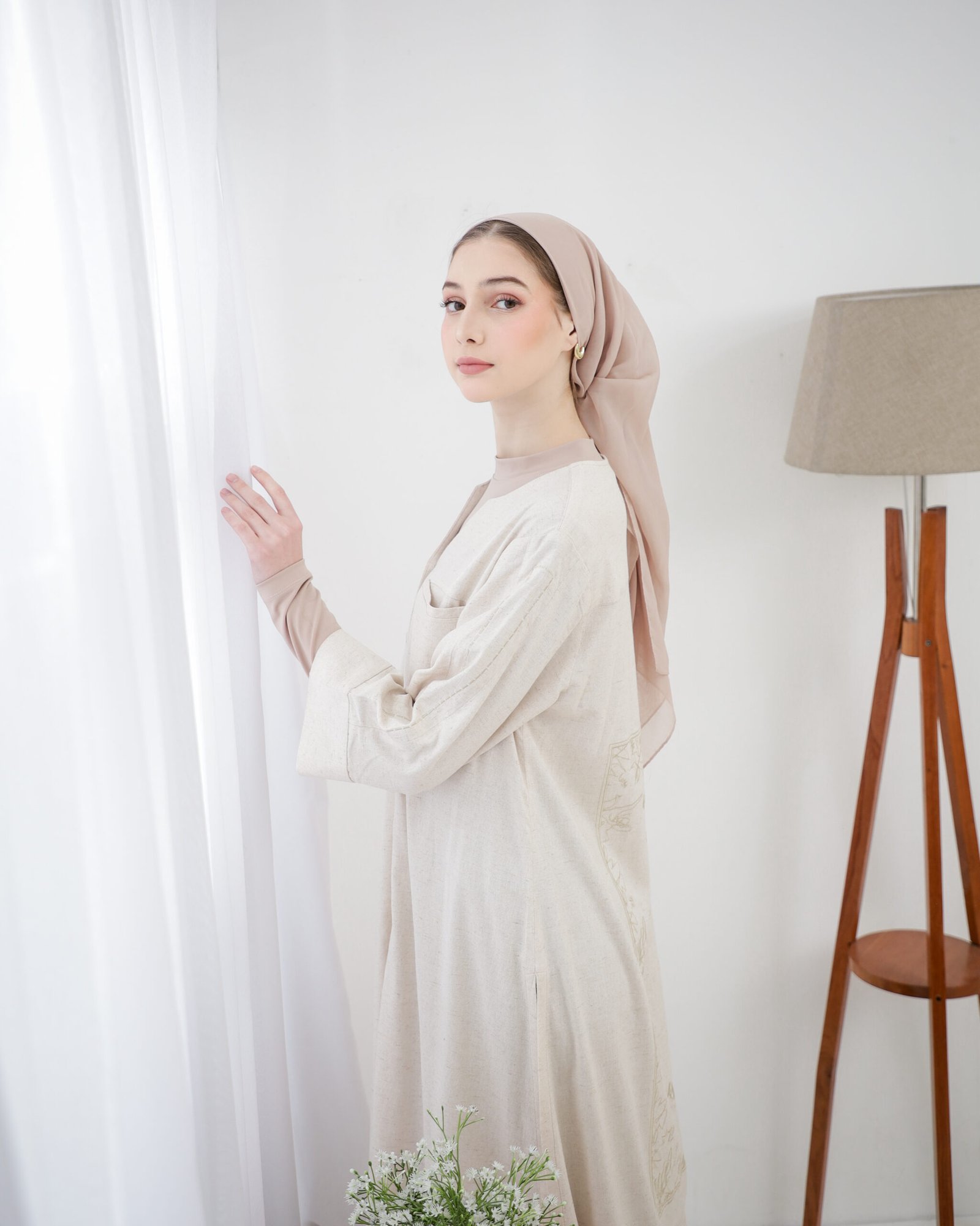 Ivory Verves Tunic - Gambar 3